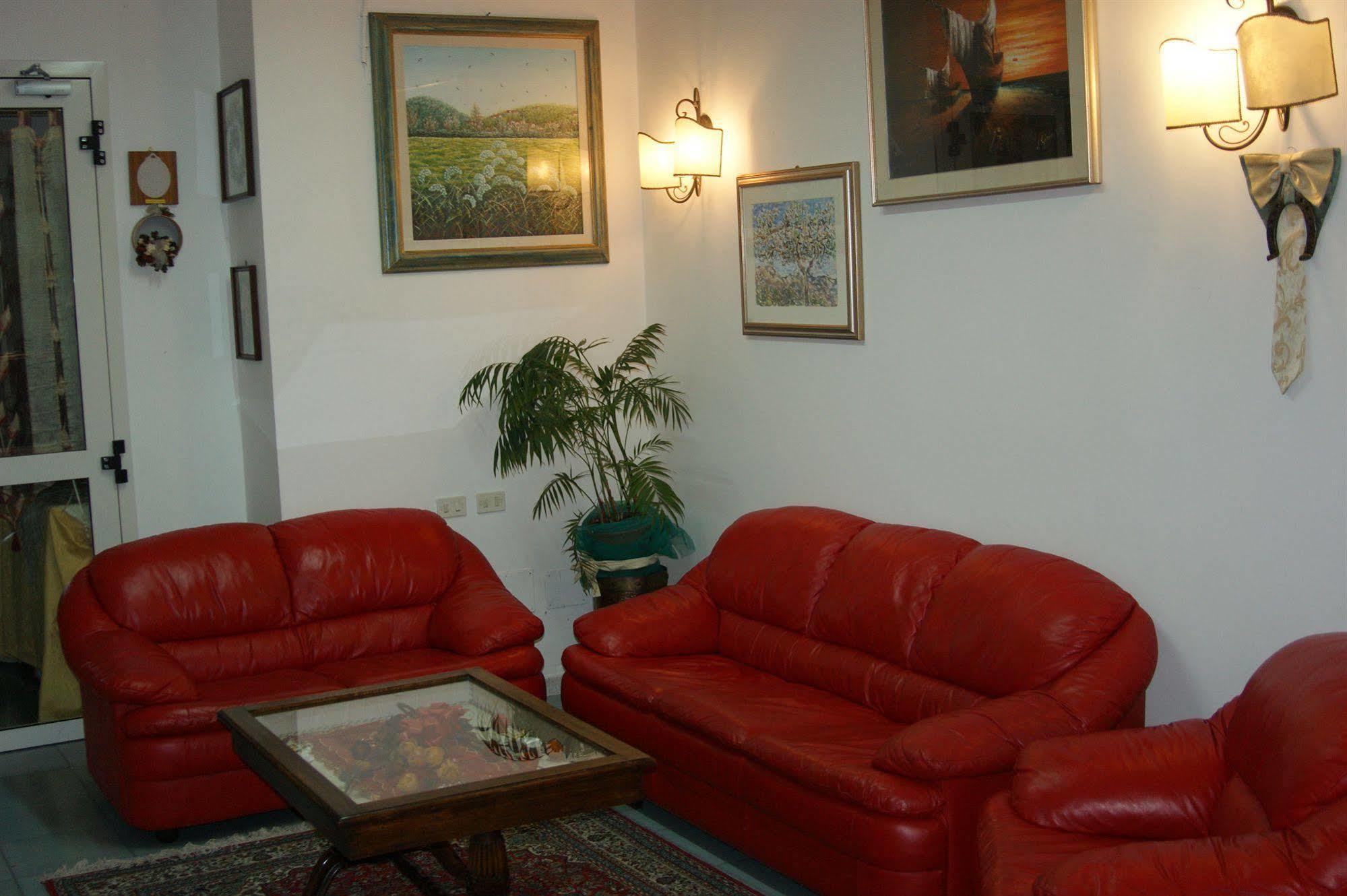 Albergo Ristorante Il Pescatore Villetta Barrea Esterno foto